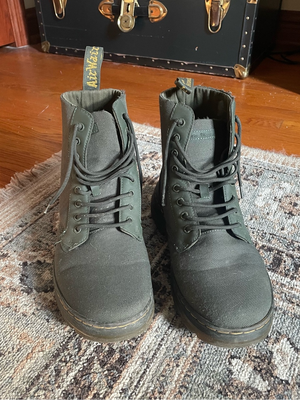 Dr. Martens Men’s Combs Boot Olive